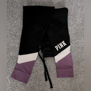Pink Yoga leggings size M black with purple & white